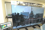 神奈川工科大学が作成した8K映像表示装置とトラフィックメータ